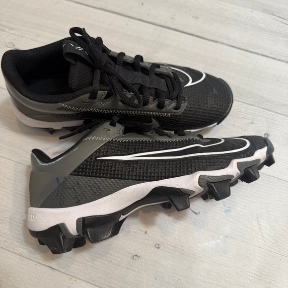 Nike Vapor Edge Shark 2 Football Cleats Black LBig Kids Size 3Y‎ DH5089-010 - Picture 1 of 10